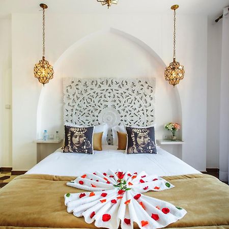 Villa Serenity & Spa - Breakfast มาร์ราเกช ภายนอก รูปภาพ